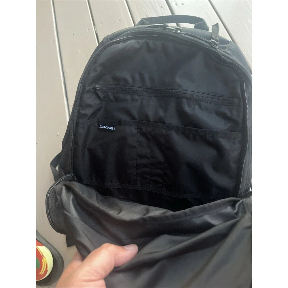 DAKINE Duel 25 Ll Snowboard & Skateboard Sport Backpack Padded Pockets Black